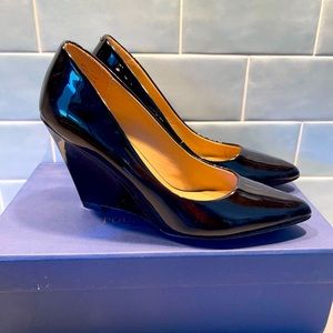 Pour la Victoire Mai Wedge Black Patent Leather